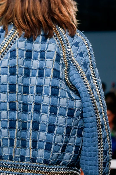 Look 33